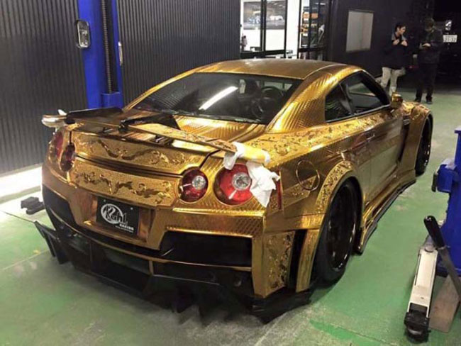 skalisto-nissan-gt-r-17